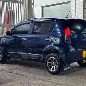 Toyota Passo 2004 Bluu - 5