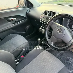 Toyota IST 2008 Black - 2
