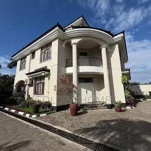 Apartment ya Vyumba 5 na Samani Inapangishwa Ada Estate