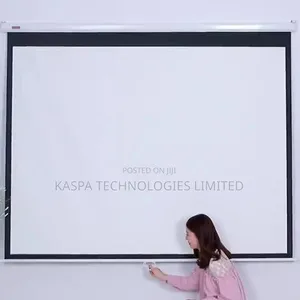 Manual Projector Screen 150 Inches - 4
