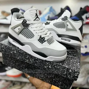 Jordan 4 Military Black - 3