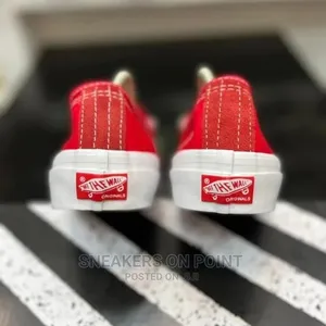 Vans Original Sneakers - 2
