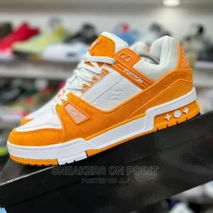 Original Louis Vuitton Sneakers - 2
