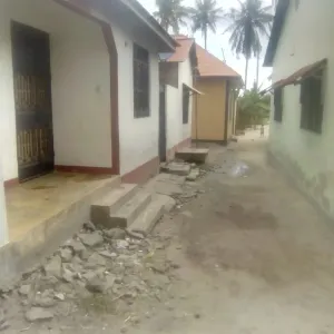 Furnished 7bdrm Townhouse/Terrace in Tanzania Daressalaam for sale