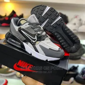 Original Nike Sneakers - 3