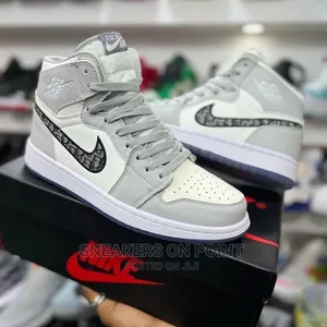 Nike Air Jordan 1 - 3