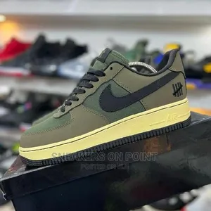 Nike Air Force 1 - 2