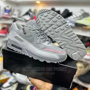Nike Air Max Sneakers - 2