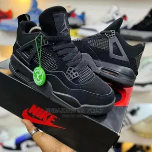Nike Air Jordan 4