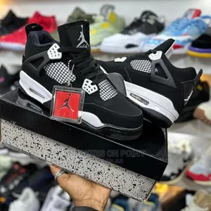 Nike Air Jordan 4 - 2