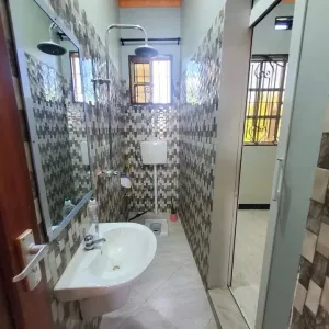1bdrm Apartment in Dalali Papaatzseven, Goba for Rent