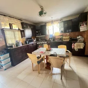 8bdrm House in Dalali Papaatzseven, Kinondoni for Rent