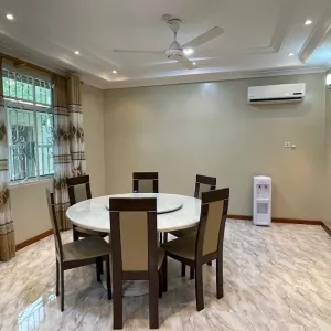5bdrm House in Dalali Papaatzseven, Msasani for Rent