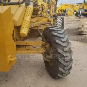 Caterpillar 140H Grader - 2