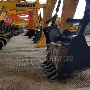 Komatsu PC 210 Excavator - 5