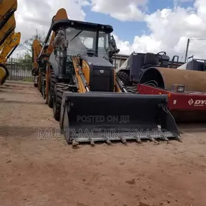 Case 770EX Backhoe Loader Mpya Kabisa - 4