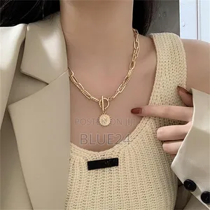 Mkufu wa Kpop Beauty Head Coin Choker Dhahabu
