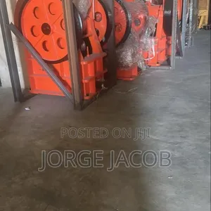Jaw Crusher Machine