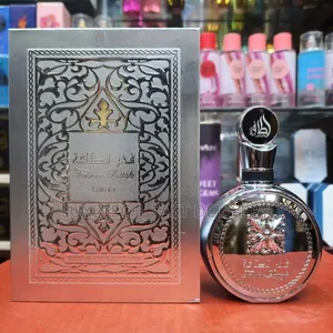 Lattafa Fakhar Platin Eau De Parfum kwa Wanaume