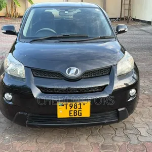 Toyota IST 2008 Nyeusi