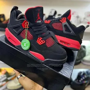 Nike Air Jordan 4